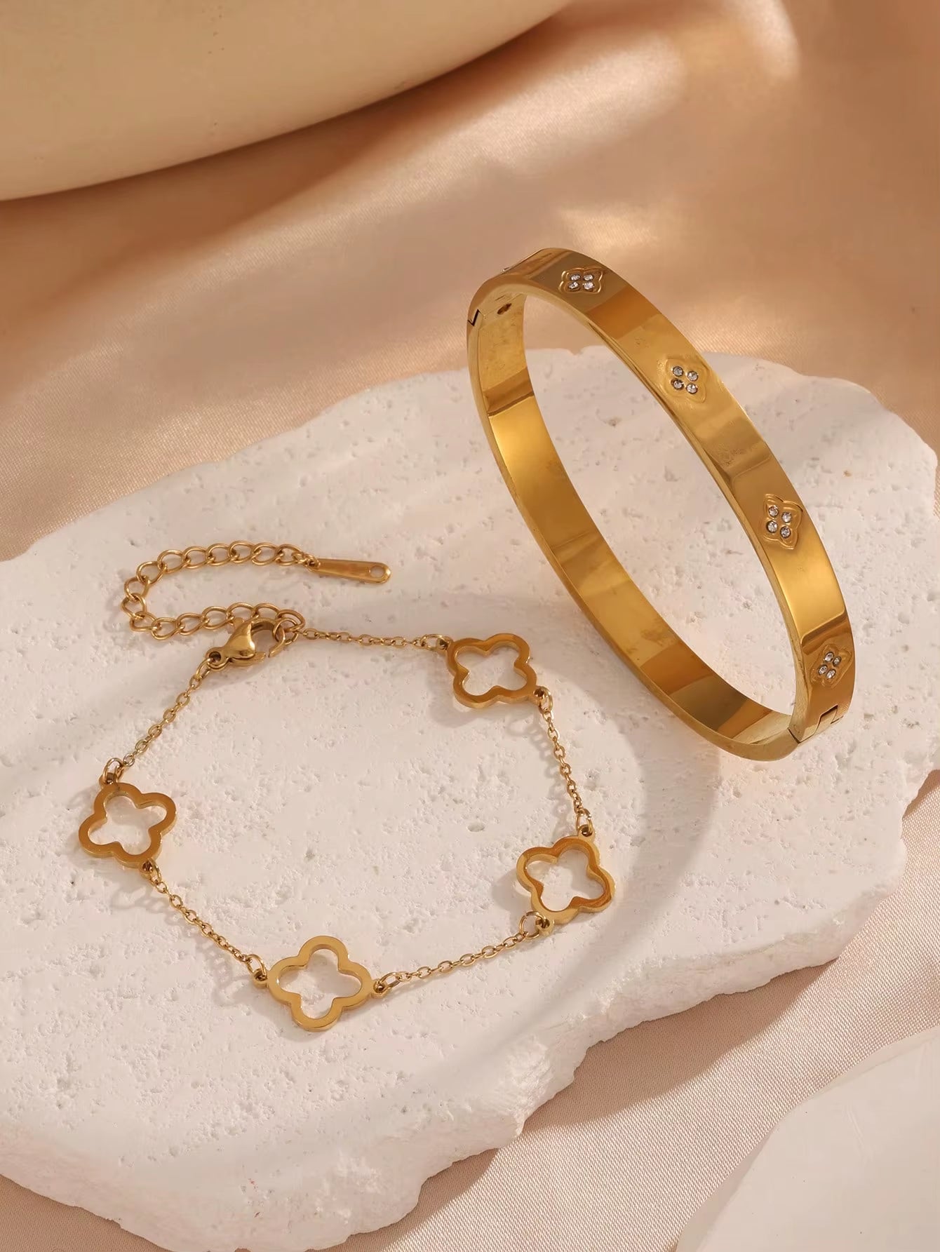 2 Pcs Triangle Star Zirconia Bracelet with Clover Bracelet, Suitable for Daily Wear, Valentine'S Day Gift, Mother'S Day Gift