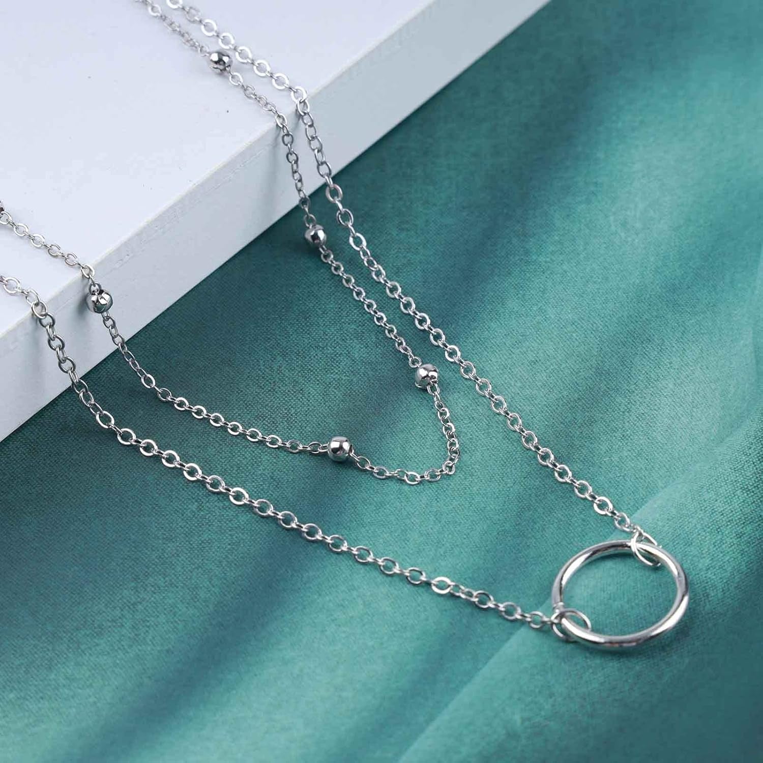 Boho Collier Tour De Cou Cercle Superposé Argent Minuscules Perles Collier Tour De Cou Disque Creux Pendentif Collier Cerceau Superposé Collier Charme Collier Déclaration Bijoux Pour Femmes