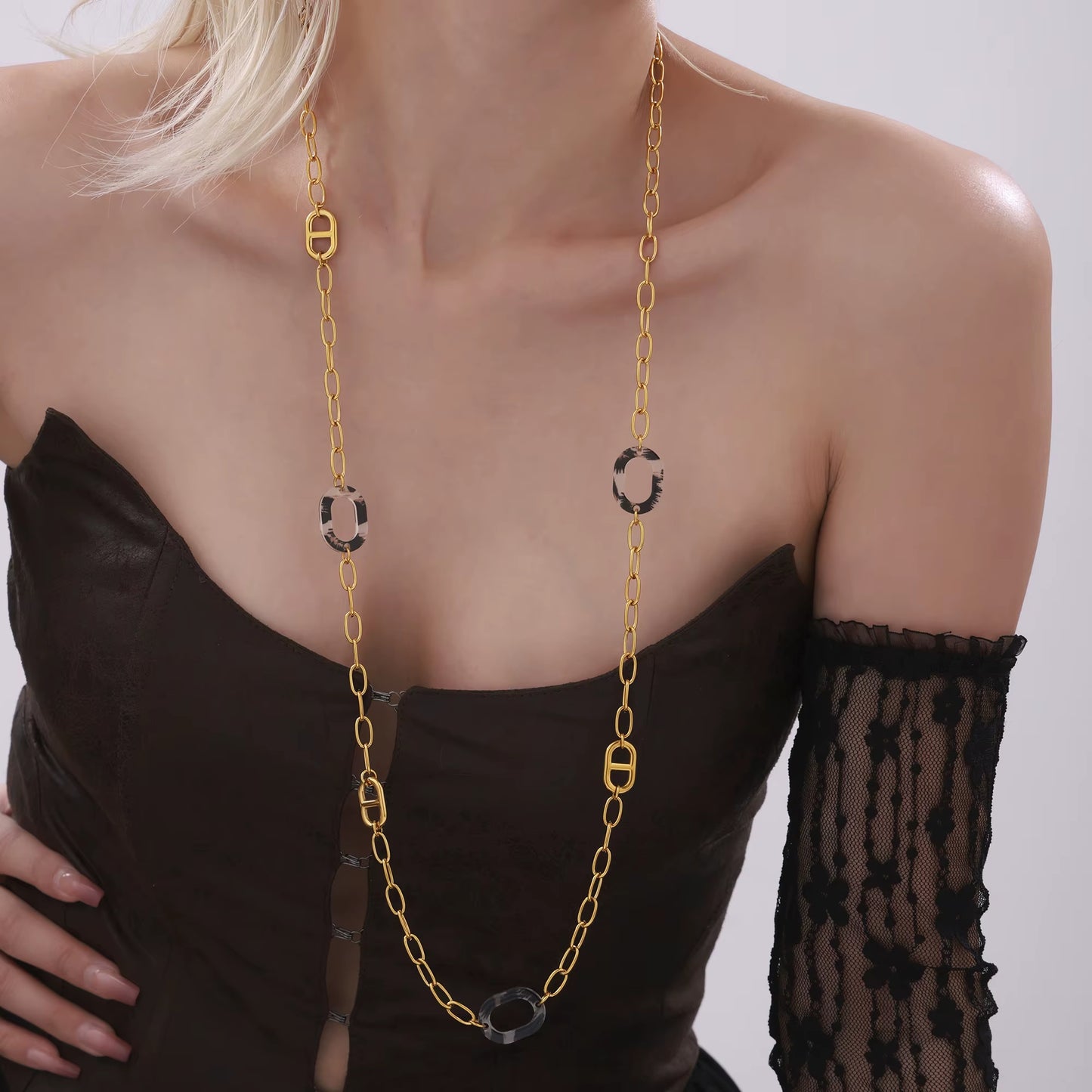 Chic Necklace for Women Leopard Print Stainless Steel Acrylic Pendant Long Chain Sweater Pig Nose Charm Jewelry Gift