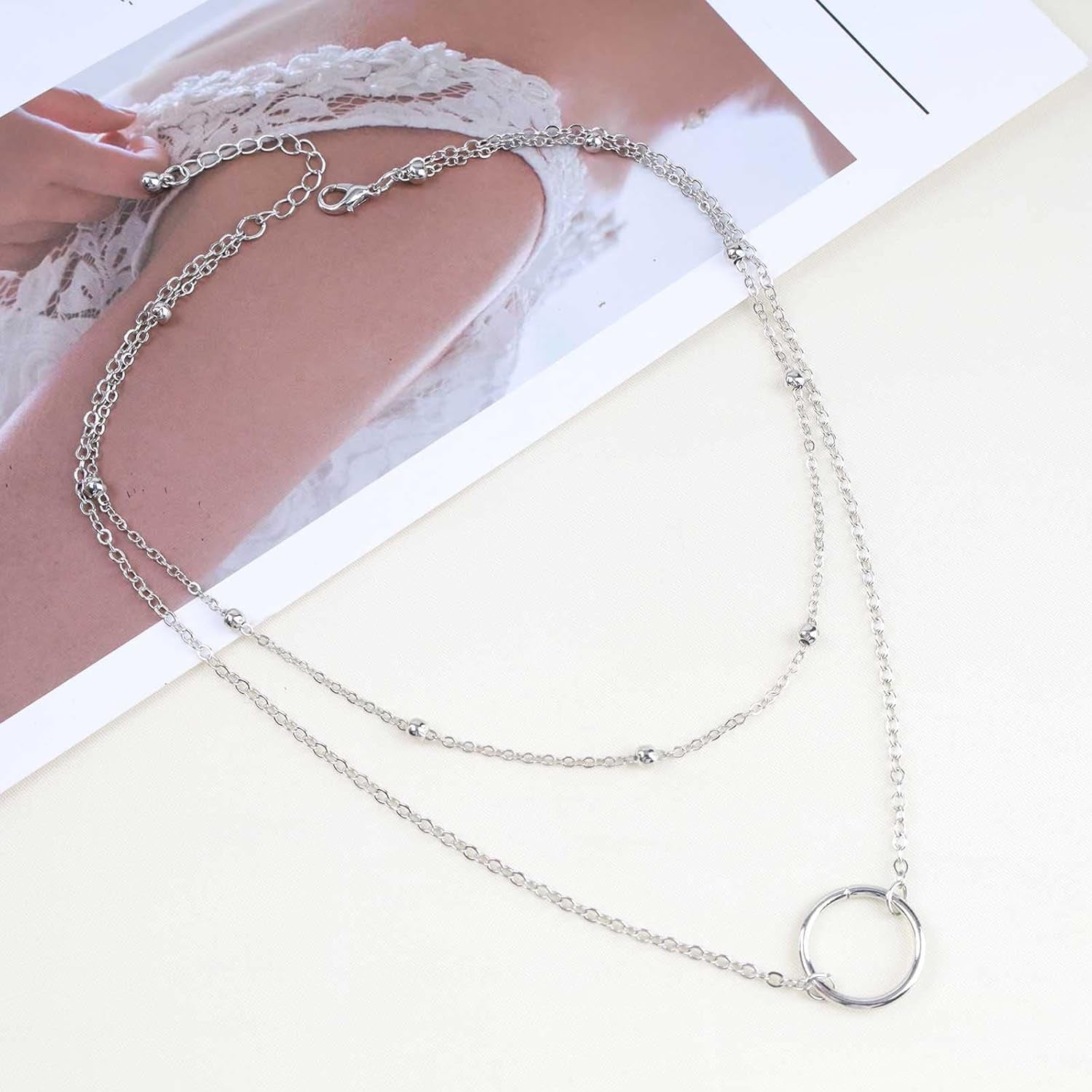 Boho Collier Tour De Cou Cercle Superposé Argent Minuscules Perles Collier Tour De Cou Disque Creux Pendentif Collier Cerceau Superposé Collier Charme Collier Déclaration Bijoux Pour Femmes